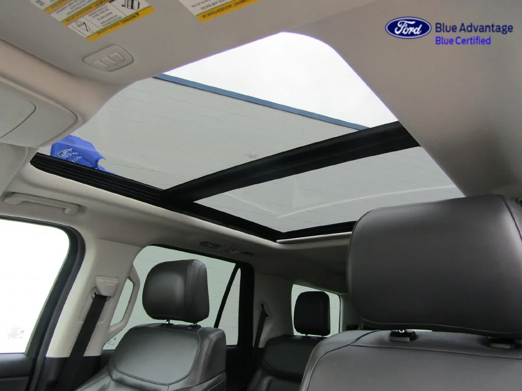 Certified Used 2025 Star White Ford Active image 40