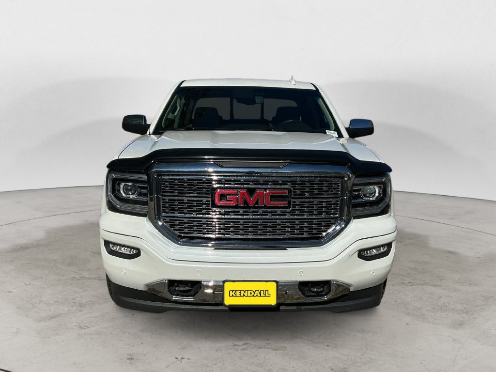 Used 2017 White GMC Denali image 3