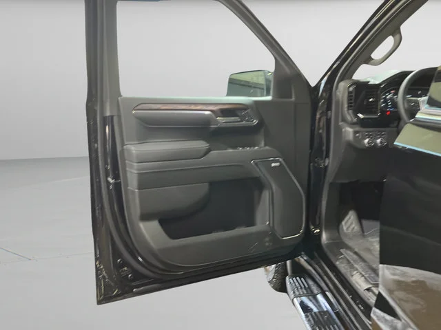 2026 GMC Sierra 1500 SLT - Photo 21