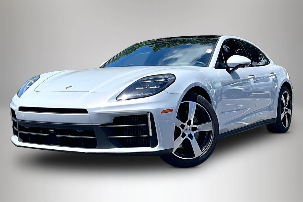 Used 2025  Porsche 4 image 2
