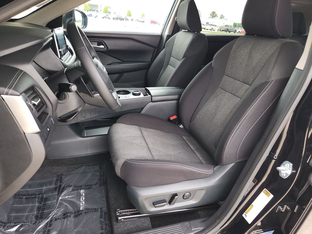 Used 2025 Black Nissan SV image 12