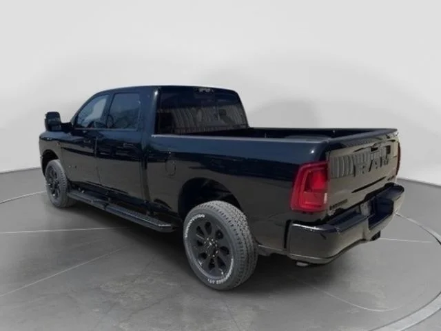 New 2026 Diamond Black Crystal Pearl-Coat Exterior Paint RAM Laramie image 4