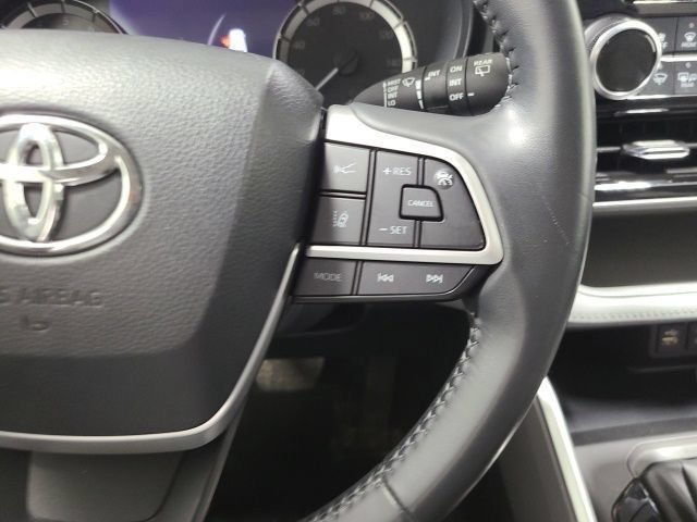 Used 2023 Blueprint Toyota LE image 26