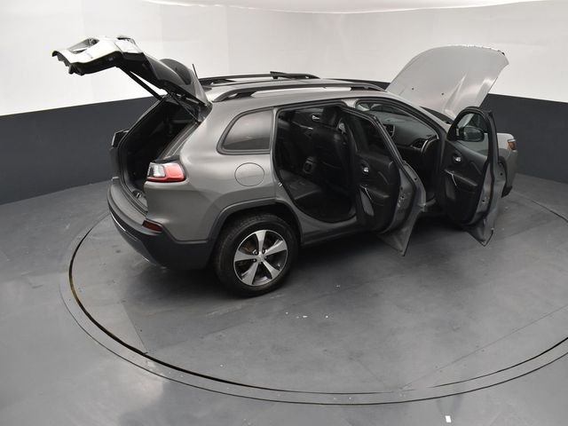Used 2022 Gray Jeep Limited image 30
