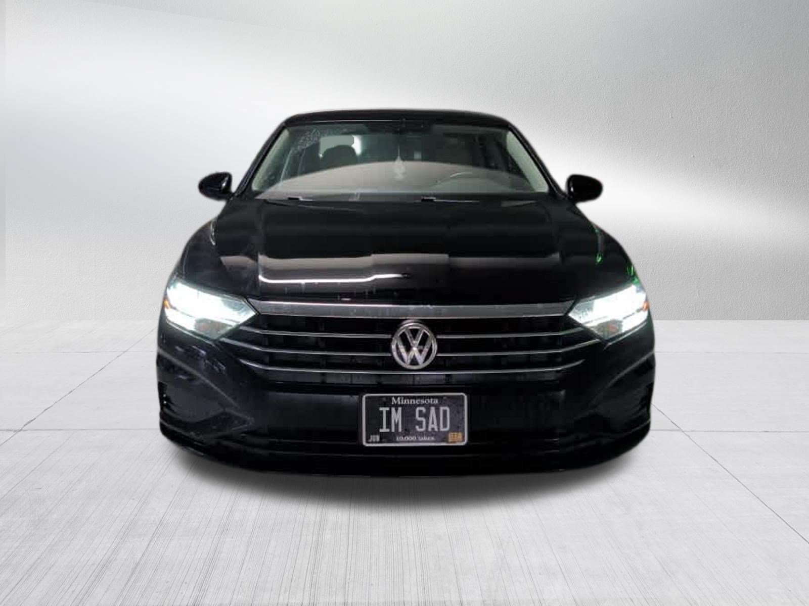 Used 2019 Volkswagen Jetta SE with VIN 3VWC57BU4KM136488 for sale in Golden Valley, MN