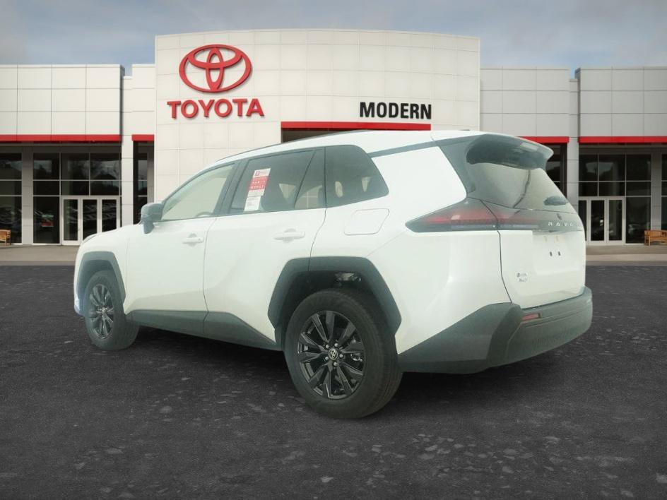 New 2026 Wind Chill Pearl Toyota XLE Premium image 14