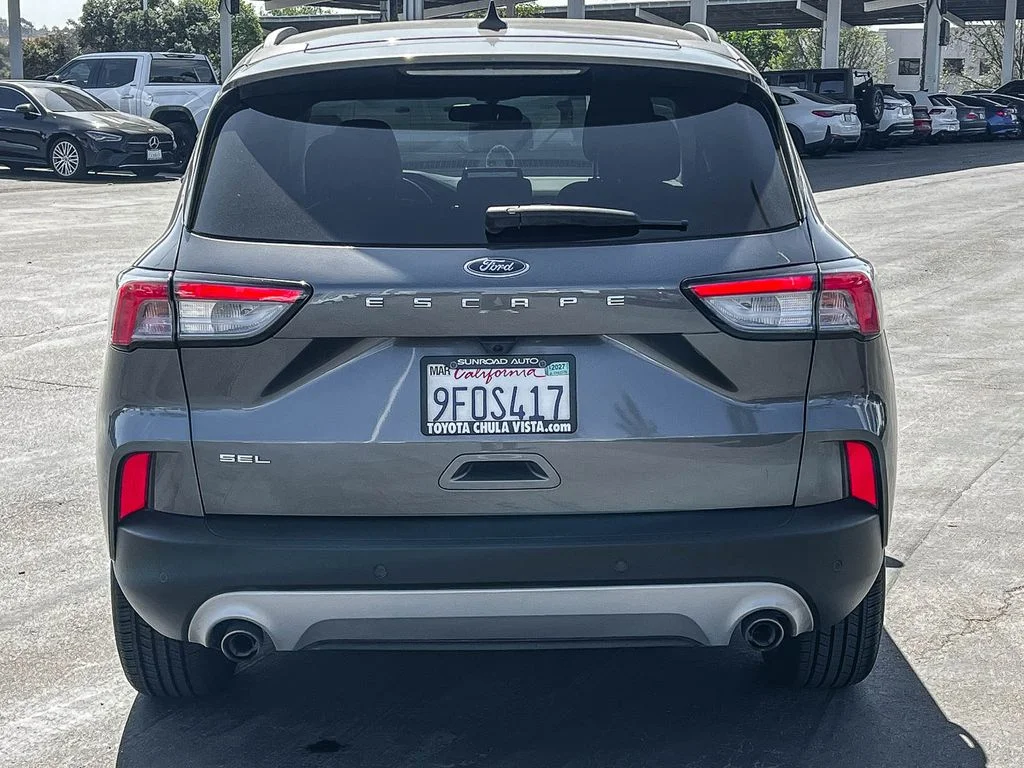 Used 2022 Gray Ford SEL image 5