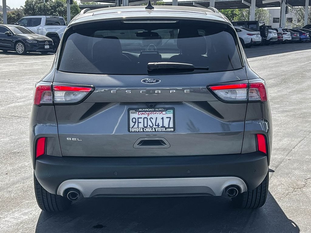 Used 2022 Gray Ford SEL image 5