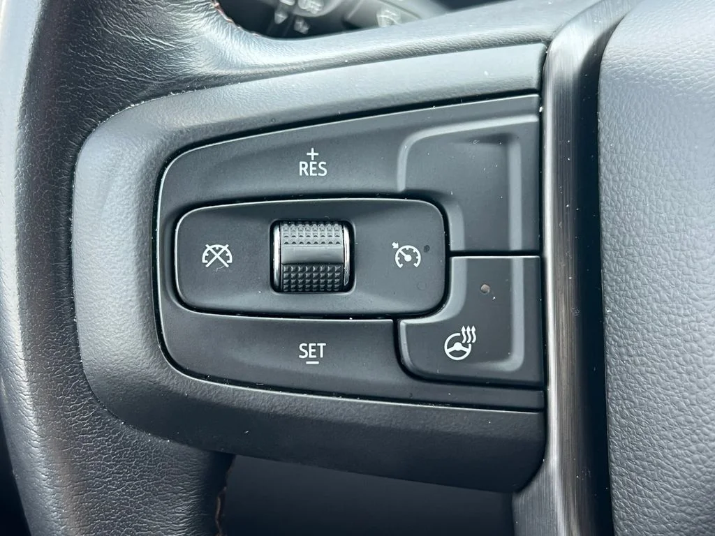 Used 2021 Black GMC AT4 image 21