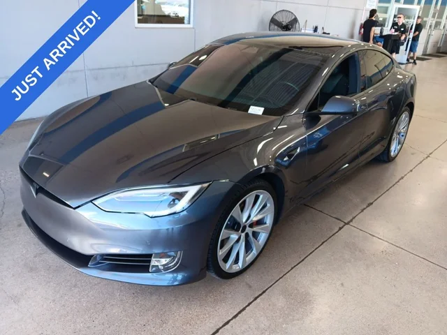 2020 Tesla Model S Performance