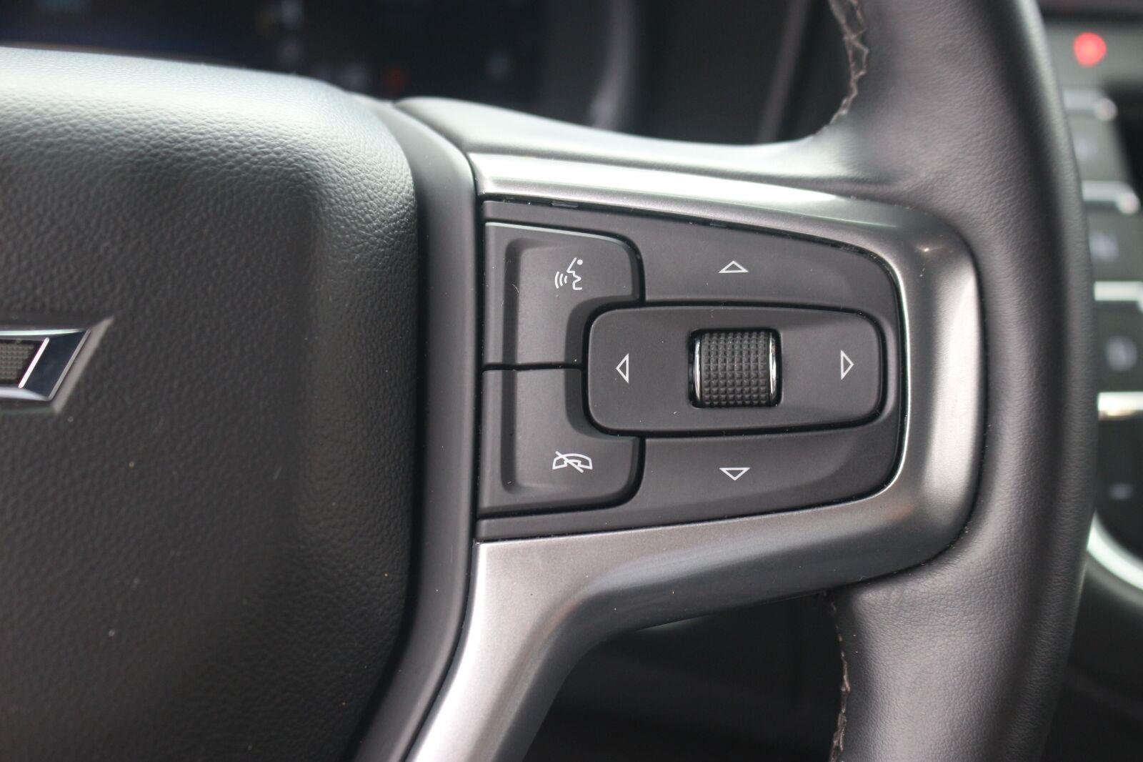 Used 2024 Black Chevrolet Z71 image 24