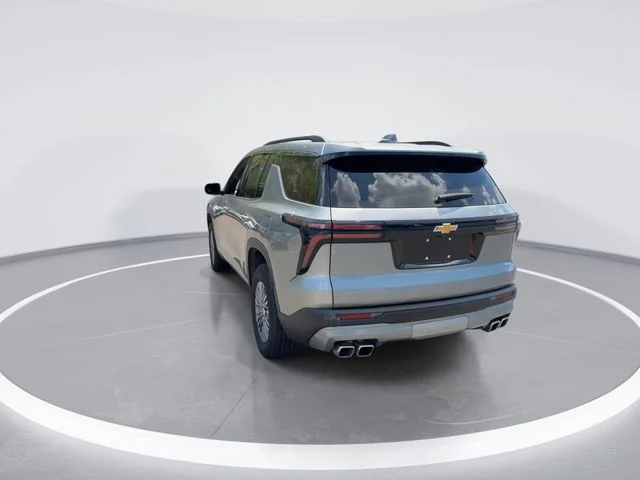 Used 2024 Gray Chevrolet LT image 7
