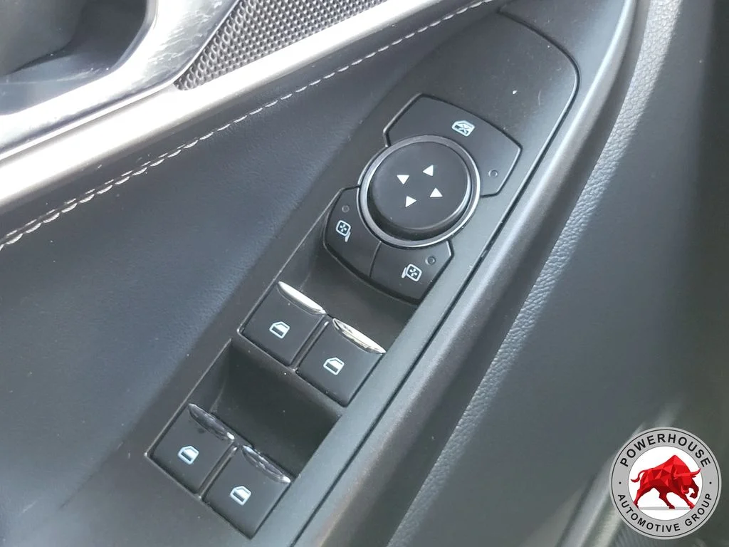 Used 2020 Blue Ford XLT image 28