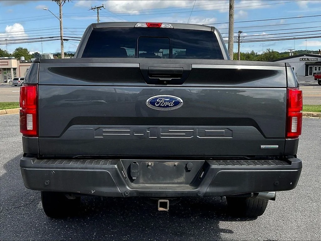 Certified Used 2019 Magnetic Metallic Ford XLT image 13