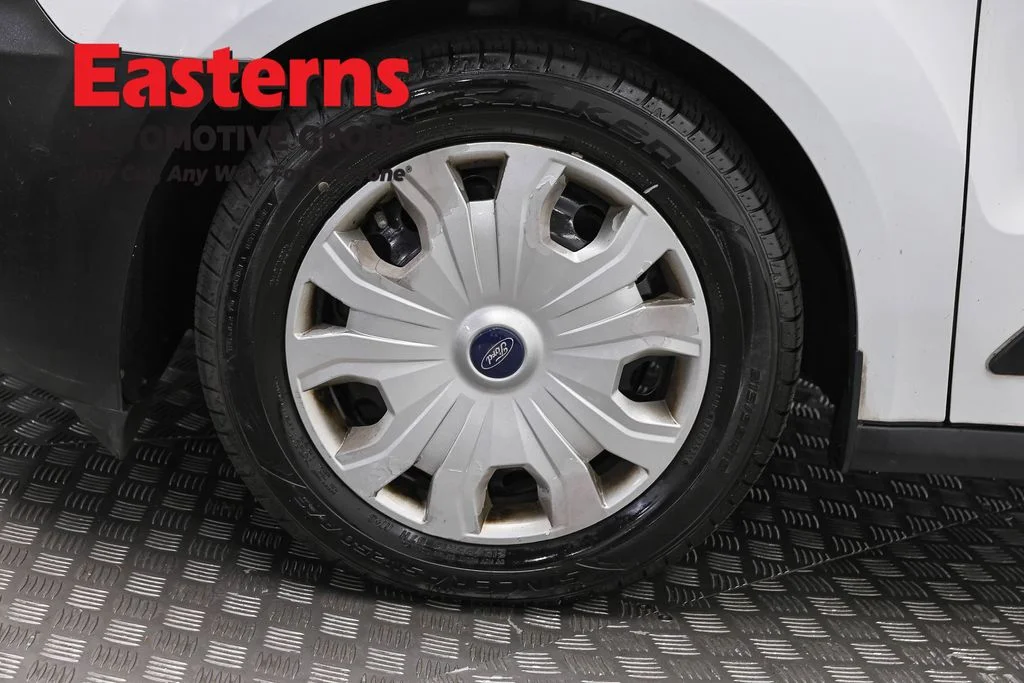 Used 2019 White Ford XL image 32