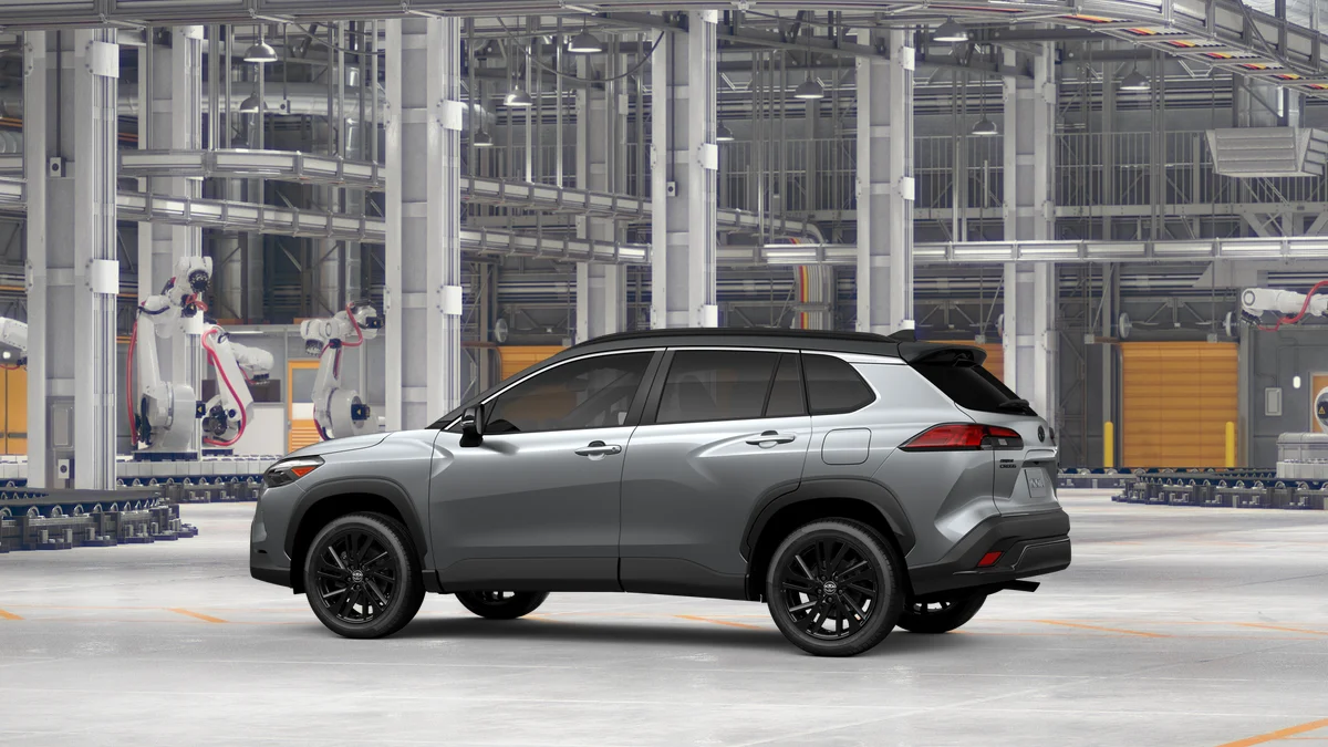New 2026 Sonic Silver with Jet Black roof Toyota Hybrid XSE image 5