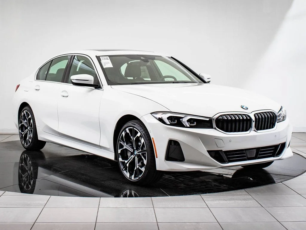 Used 2025 Alpine White BMW 330i xDrive image 12