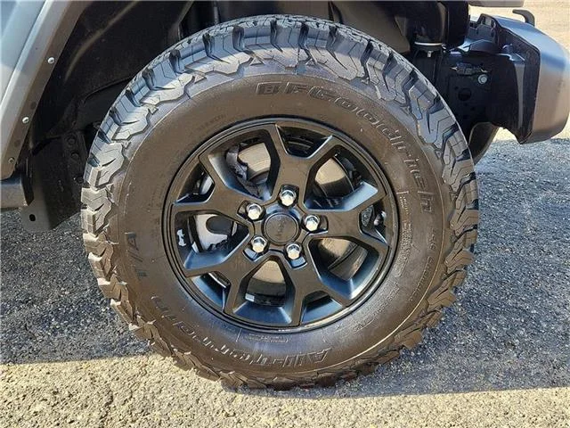Used 2023 Granite Crystal Metallic Clearcoat Jeep Willys Sport 4x4 image 7