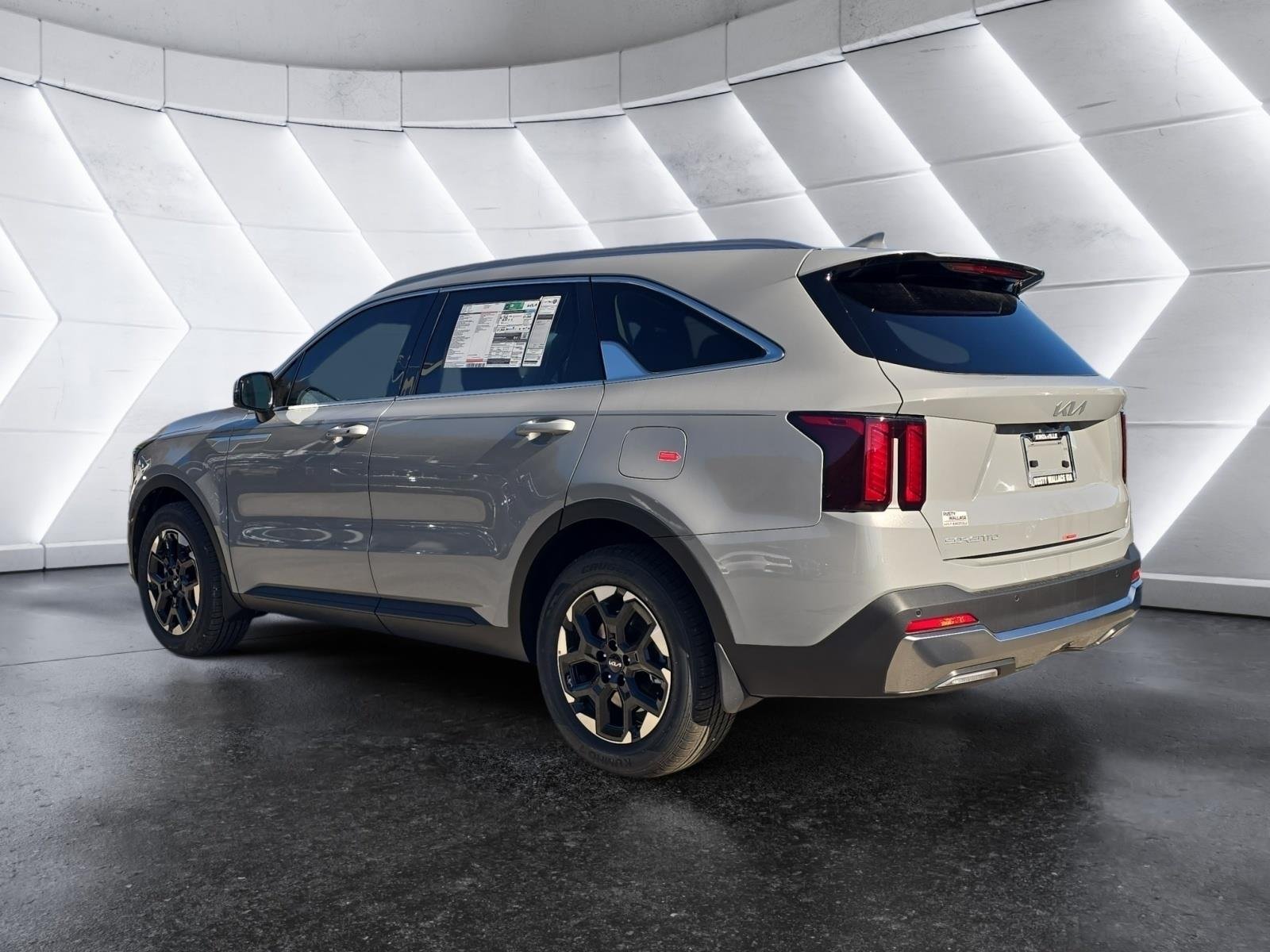 New 2026 Wolf Gray Kia S image 3