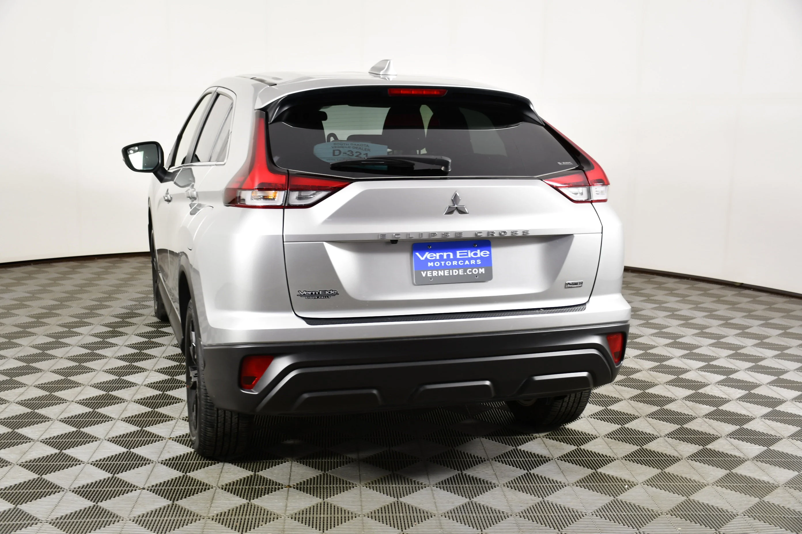 Certified Used 2024 Alloy Silver Metallic Mitsubishi LE image 7