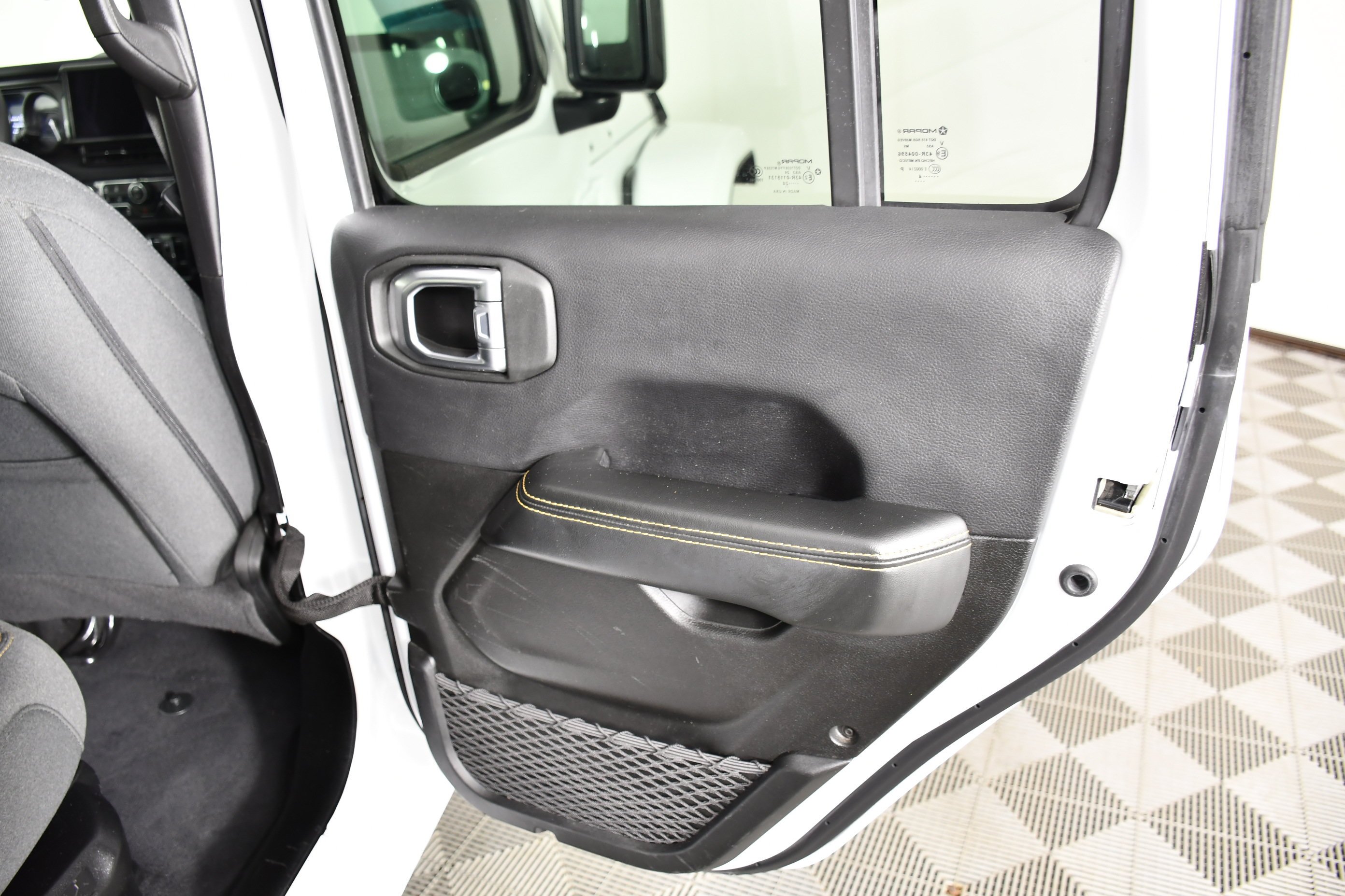 Used 2024 Bright White Clearcoat Jeep Sahara image 42