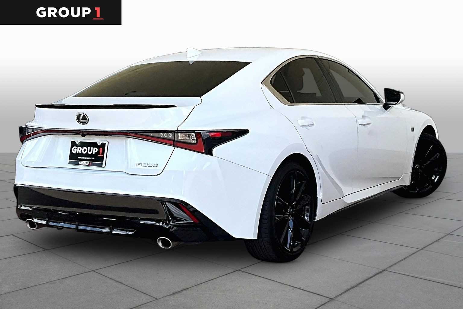 Certified Used 2025 ULTRA WHITE Lexus F SPORT Design image 12