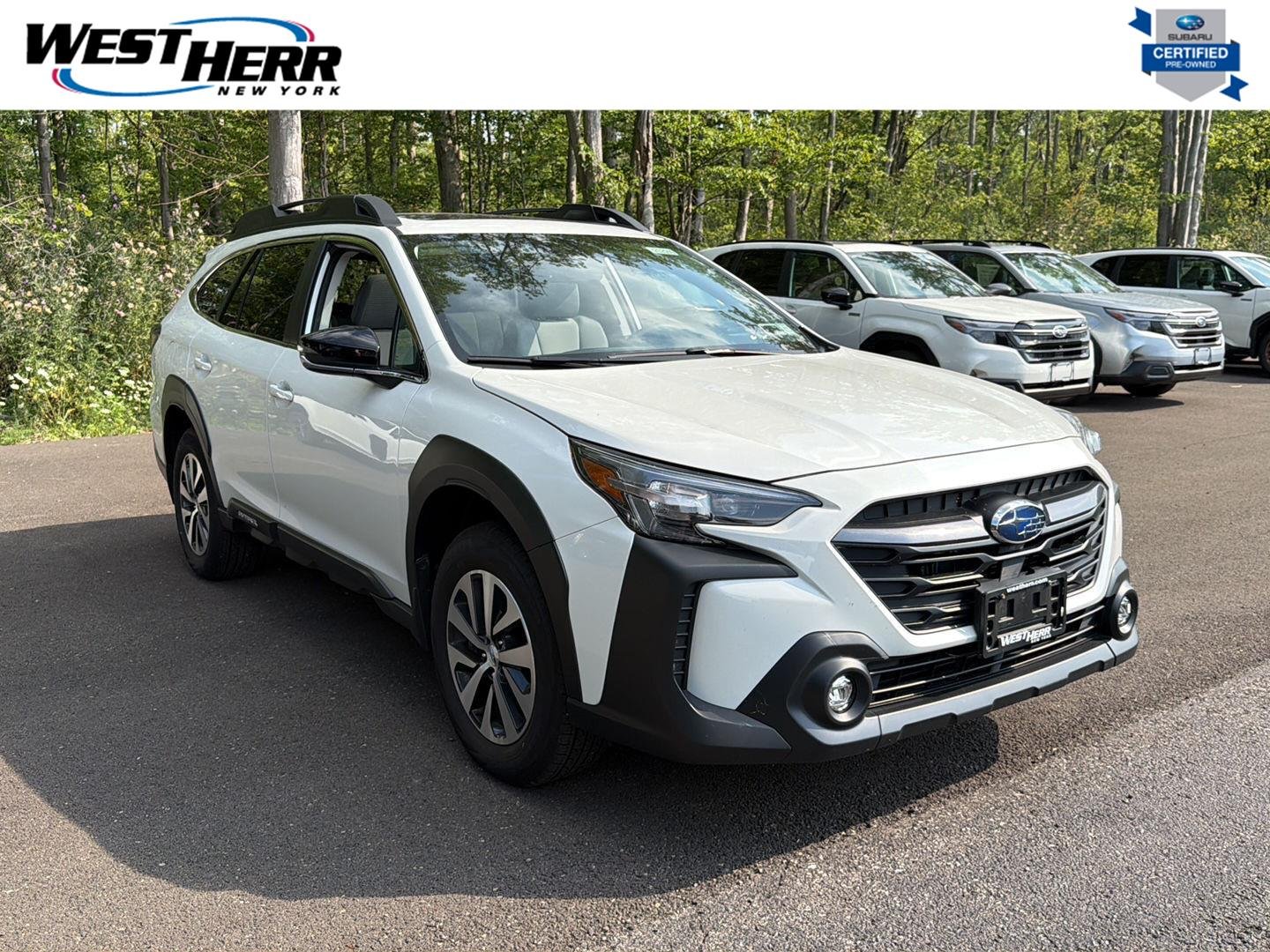 New 2025 Crystal White Pearl Subaru Premium image 1