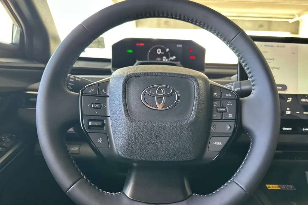 New 2026 Heavy Metal <sup>1</sup> Toyota  XLE image 23