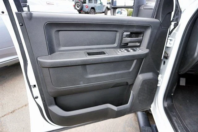 New 2026 Bright White Clearcoat RAM Tradesman image 28