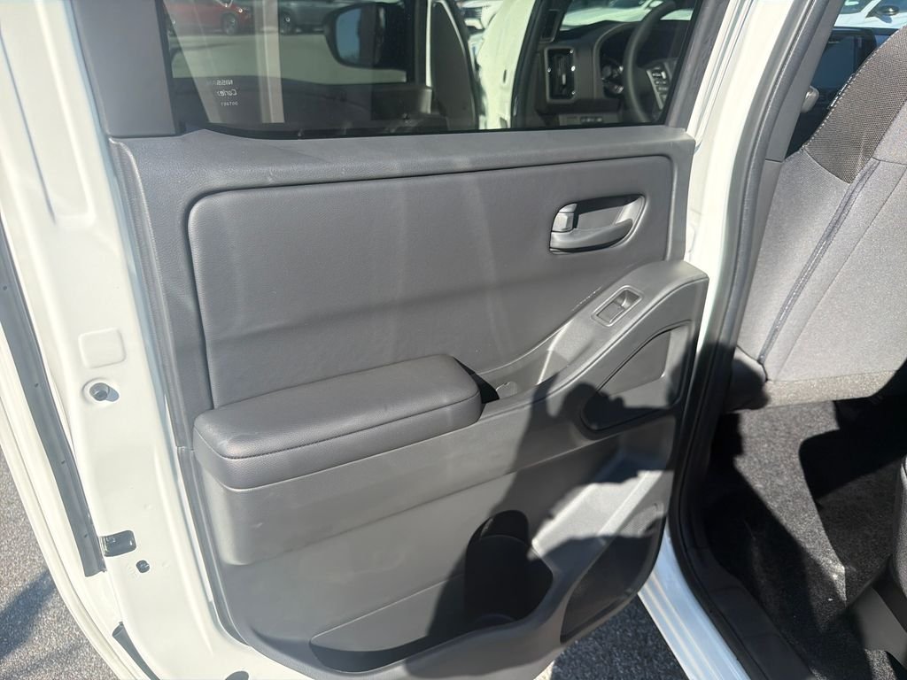 New 2026 Nissan Frontier SV 4D Crew Cab