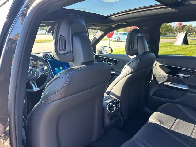 New 2027 Graphite Grey Metallic Mercedes-Benz GLC 300 image 17