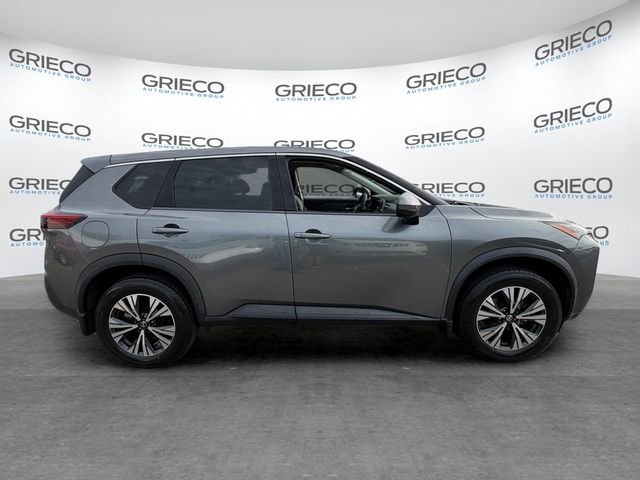 Used 2021 Gray Nissan SV image 8