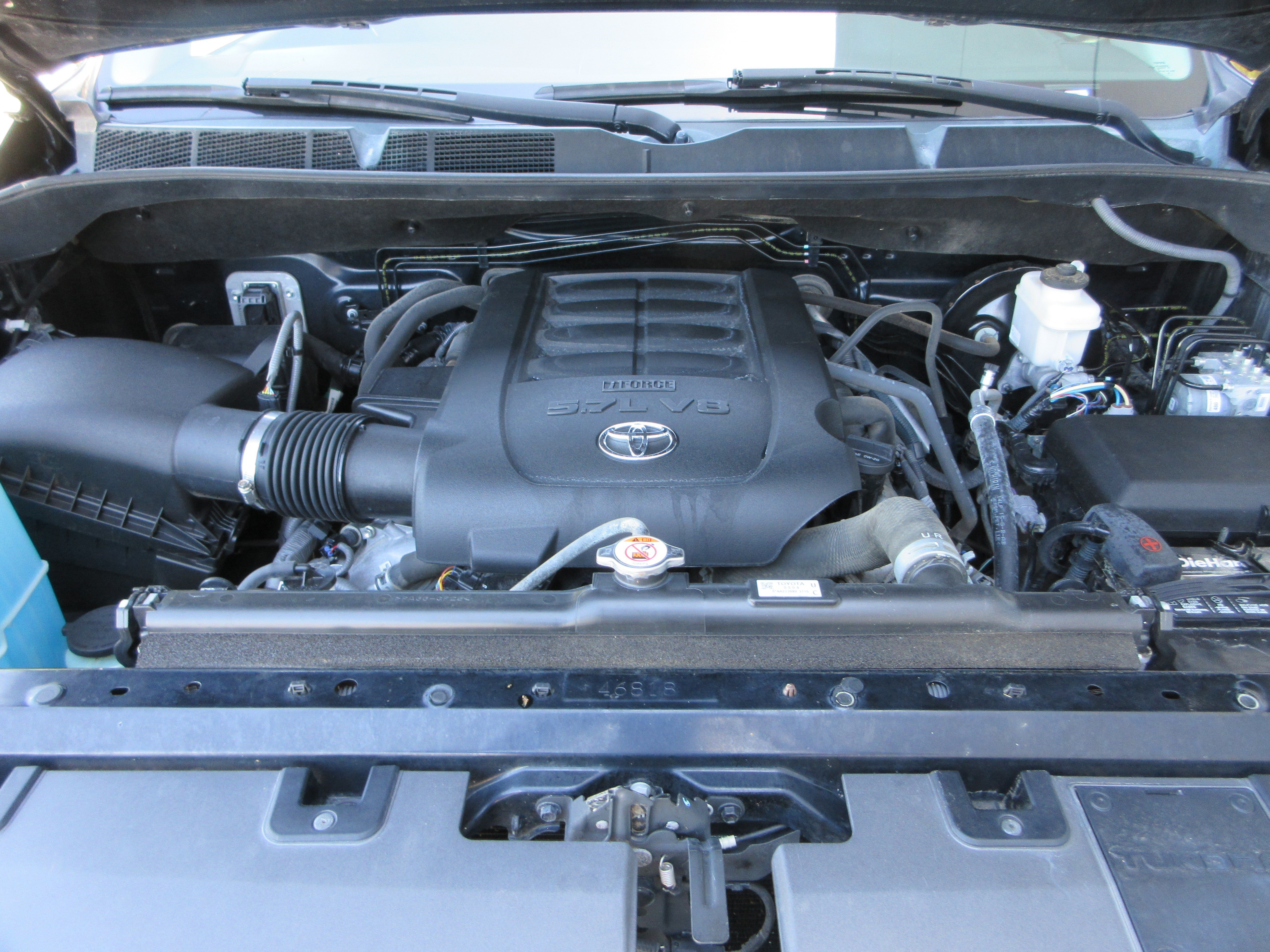 Used 2019 Midnight Black Metallic Toyota SR5 image 44