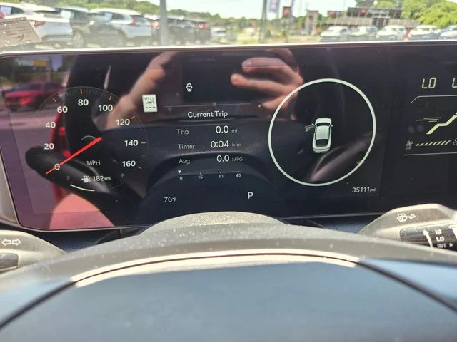 Used 2025 Red Kia EX image 32