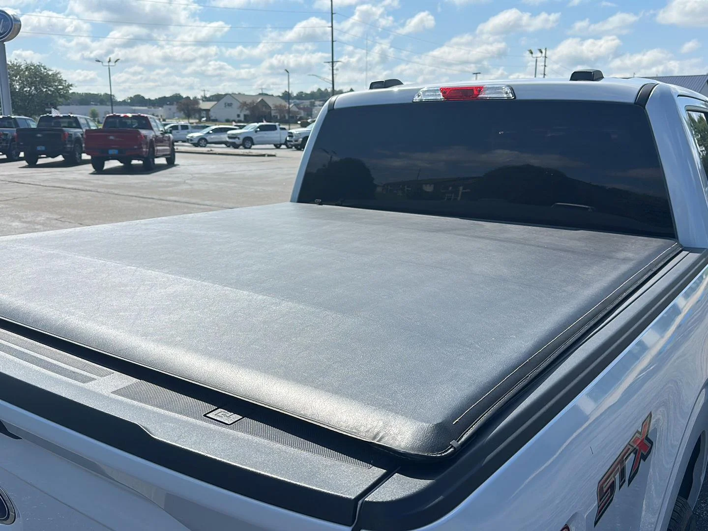 Used 2021 Space Gray Ford XL image 5