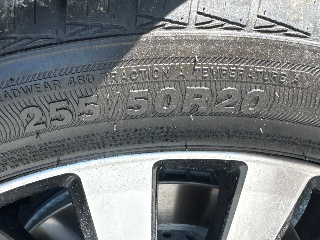 Used 2023 Gray Nissan Platinum image 40