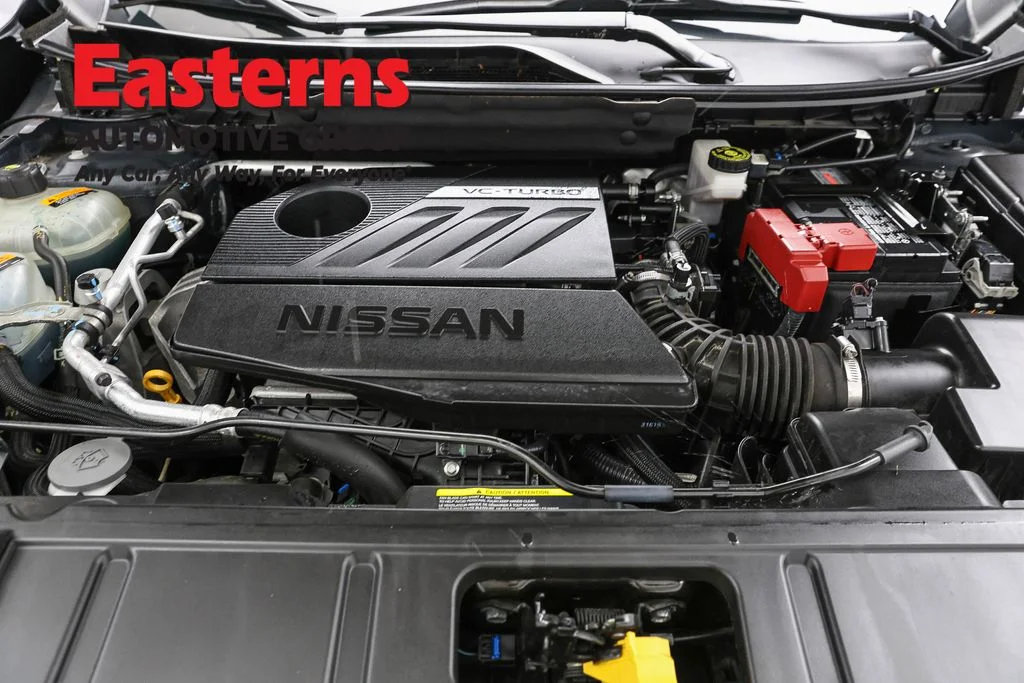 Used 2023 Gray Nissan S image 7
