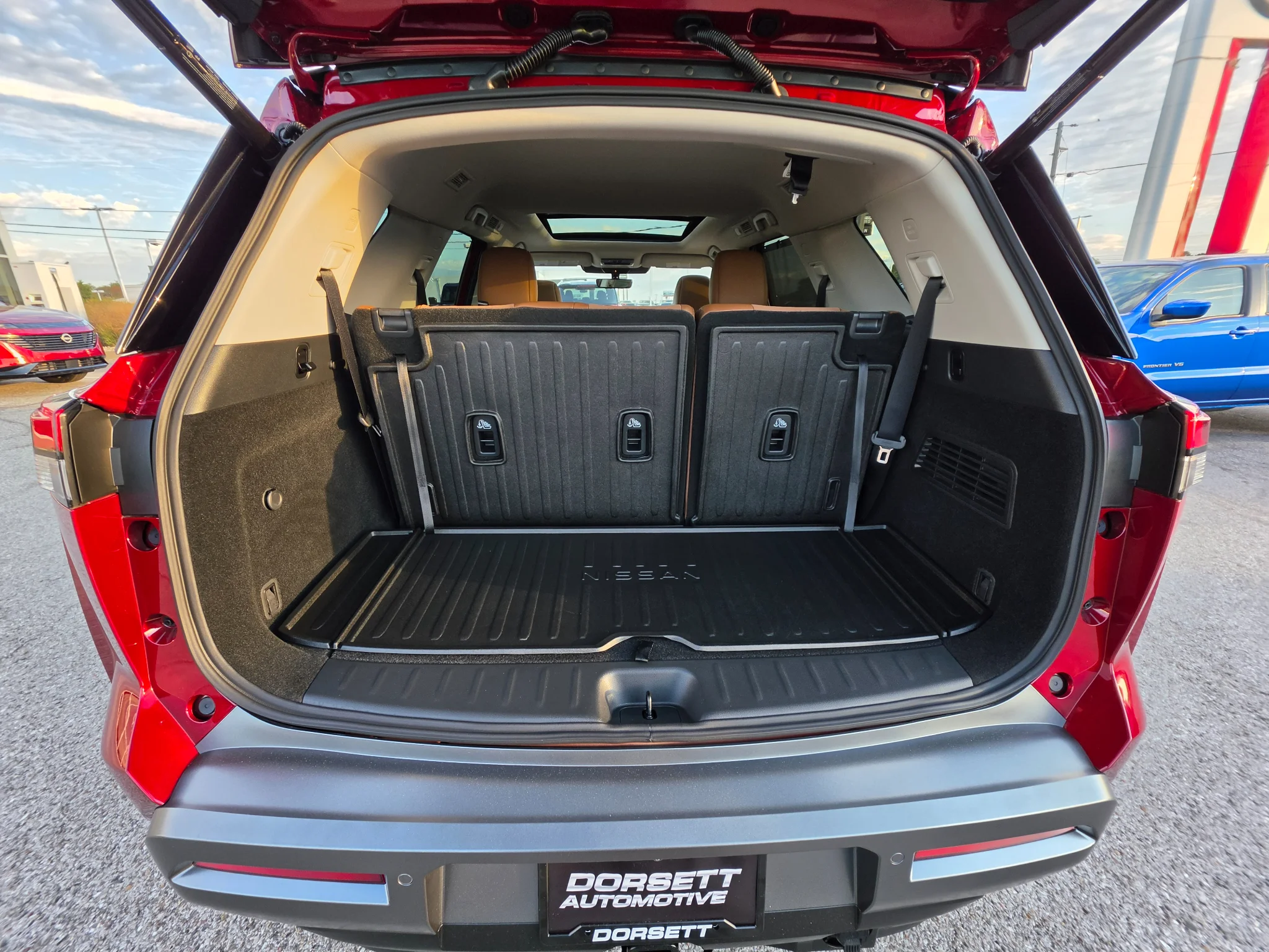 New 2026 Scarlet Ember Tintcoat Nissan Platinum image 24
