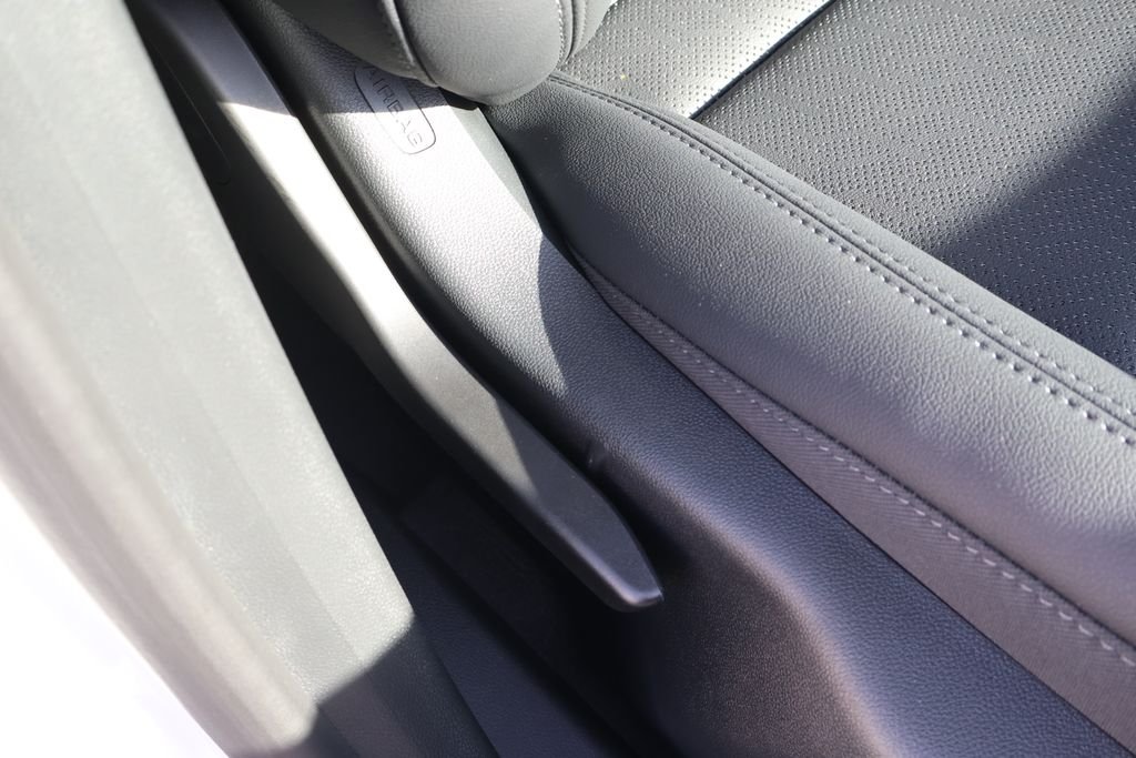 2027 Chevrolet Equinox LT - Photo 44