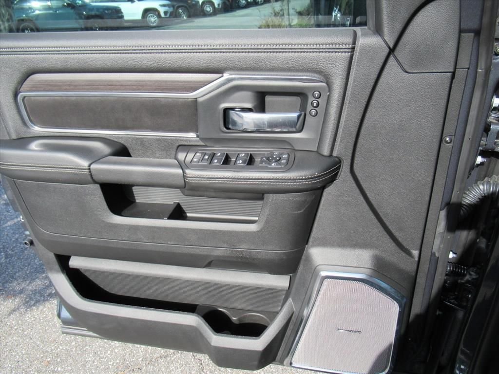 2026 RAM 2500 Laramie - Photo 21