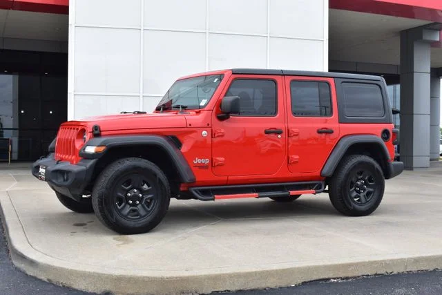 Used 2021 Red Jeep Unlimited Sport image 2