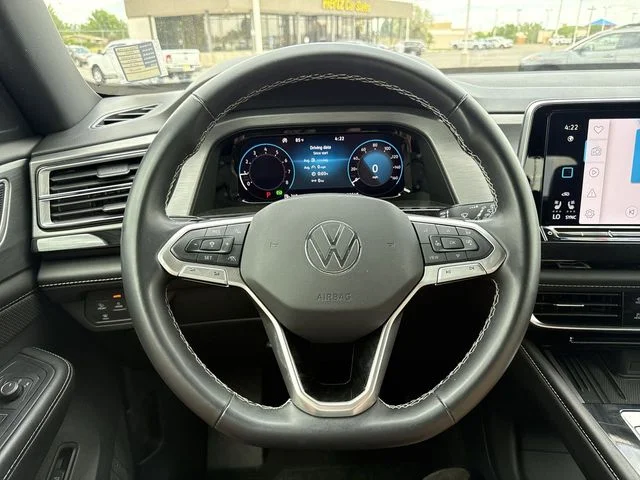 2025 Volkswagen Atlas Cross Sport SE w/Tech - Photo 14
