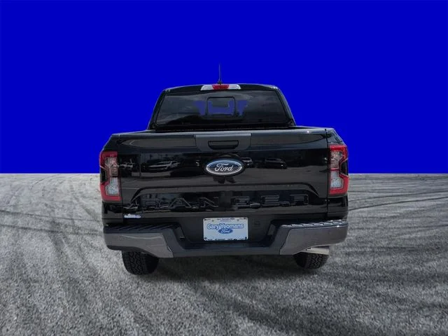 New 2026 Shadow Black Ford XLT image 5