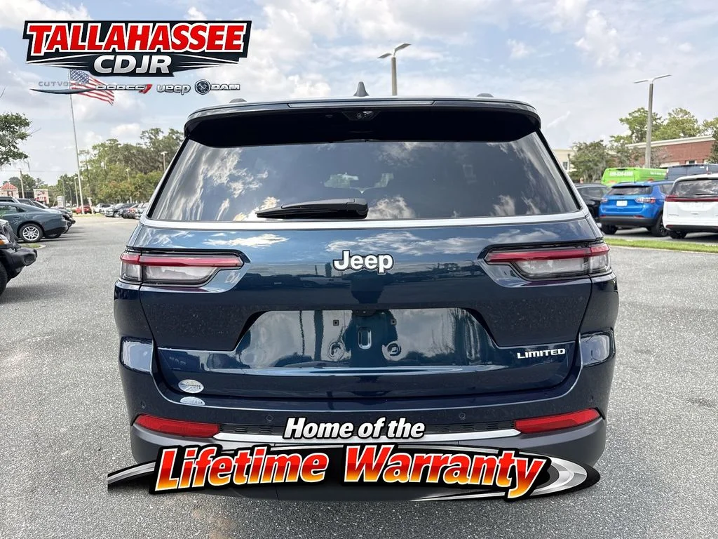 New 2026 Fathom Blue Pearl-Coat Exterior Paint Jeep Limited image 4