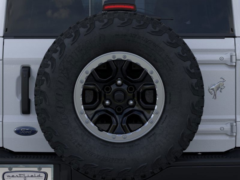 New 2025 Oxford White Ford Badlands® image 24