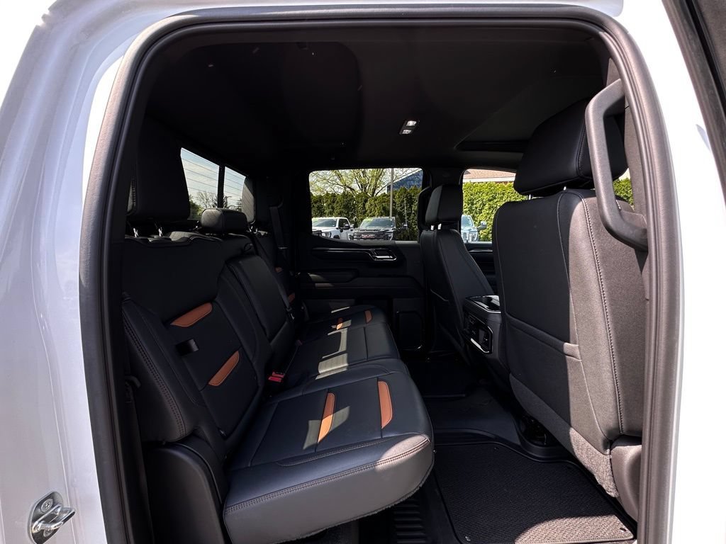 Used 2023 Summit White GMC AT4 image 18