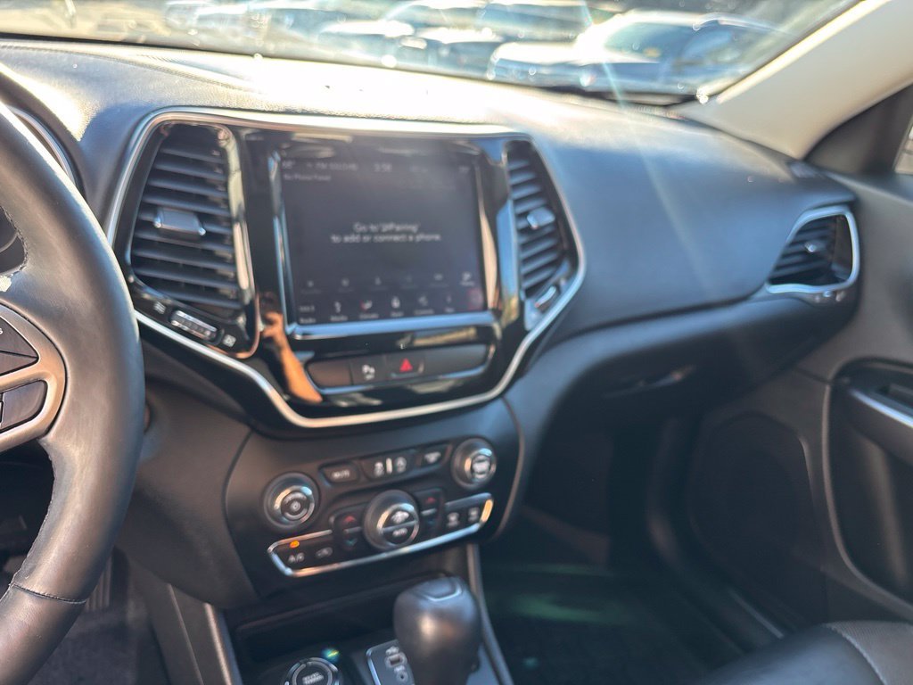 Used 2019 White Jeep Limited image 14