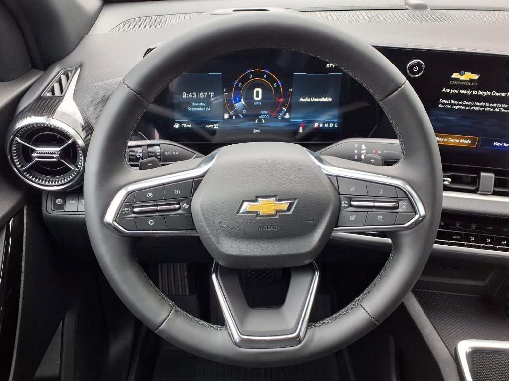 2027 Chevrolet Equinox LT - Photo 16