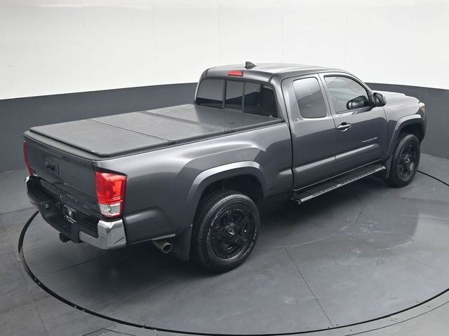 Used 2016 Gray Toyota SR5 image 22