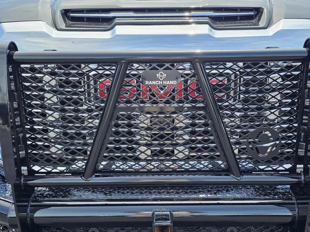 Used 2024 Onyx Black GMC Denali DRW image 3